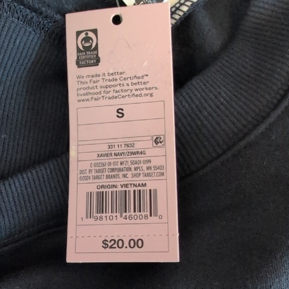 NWT Wild Fable Navy Cropped Sweatshirt  S         -717B - Picture 4 of 5